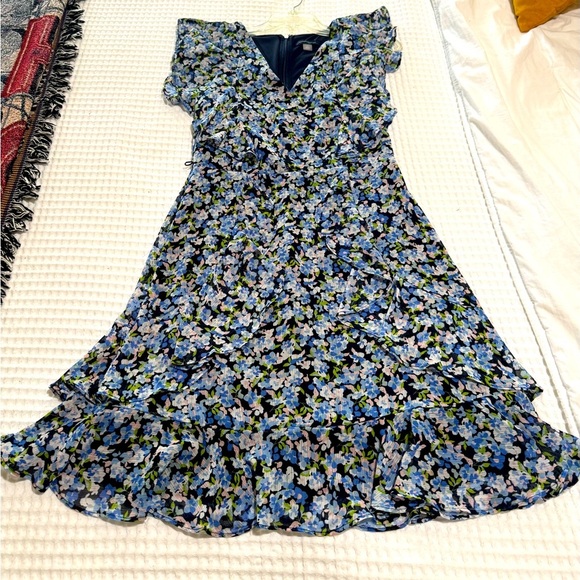 TOMMY HILFIGER Dress Chiffon Blue Pink Flowers Ruffled Sz 4 (Missing belt) - Picture 1 of 5